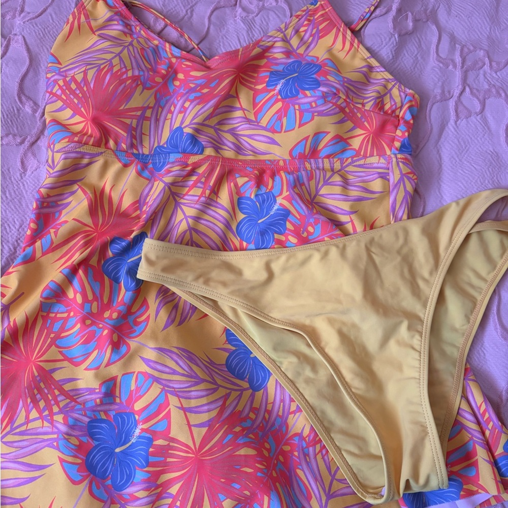 Tropical Floral Swimsuit Set